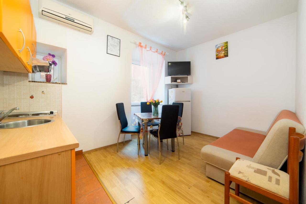 Apartment Kalalarga Makarska Buitenkant foto